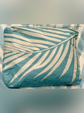 ALOHA Collection Shade Small Pouch in Sandstone/Tide - Super Special Limited Ed